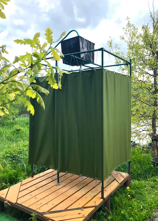 Бунгало у озера