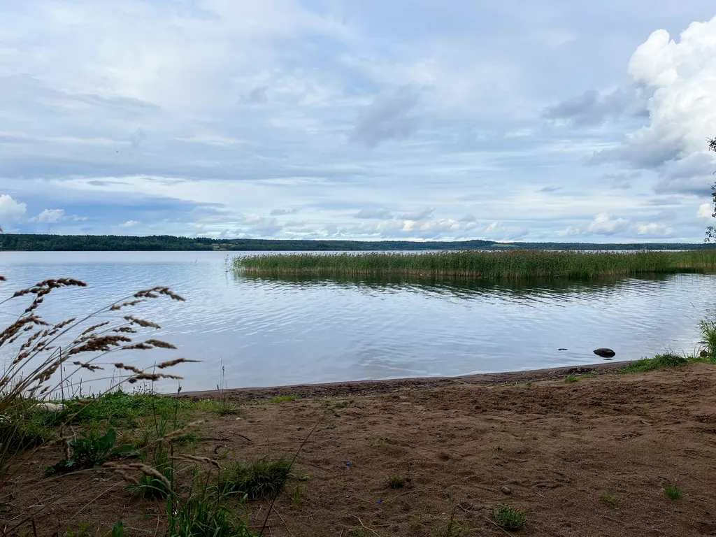 Дом у озера