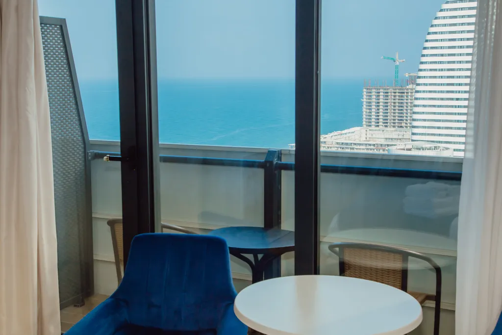 Апартамент с видом на море, первая линия