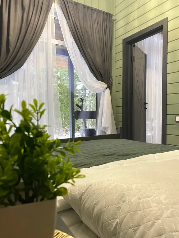 Дом с видом на лес