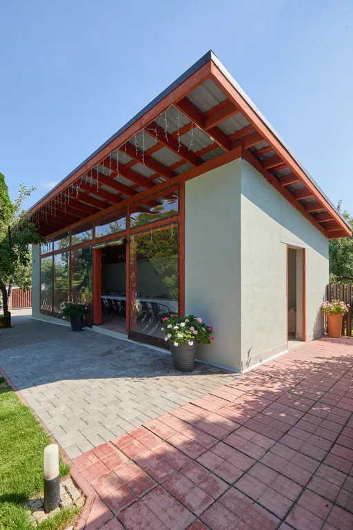 7-комнатный Дом