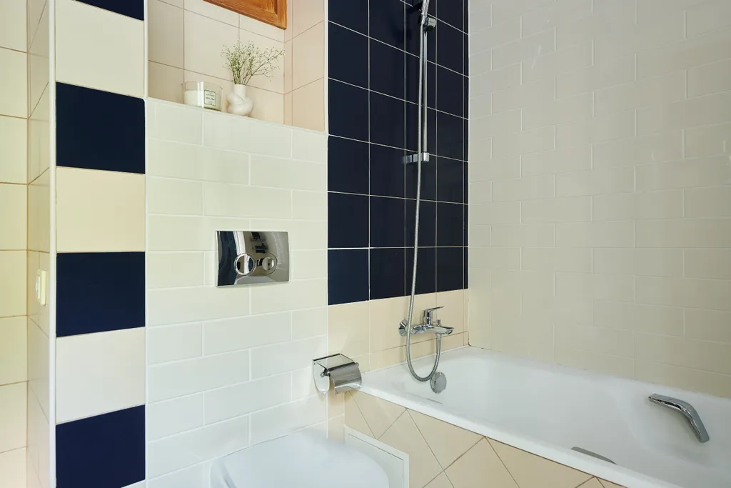 Квартира Квартира Модная трешка на патриарших с двумя санузлами — Москва