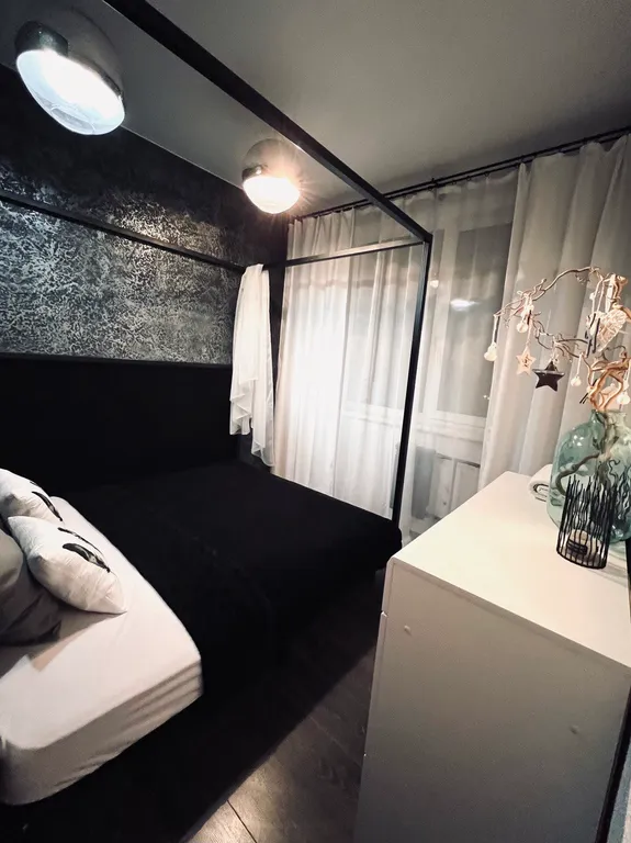 Дизайнерская квартира с джакузи в топовом районе города