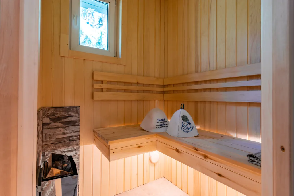 Коттедж в сосновом лесу с сауной