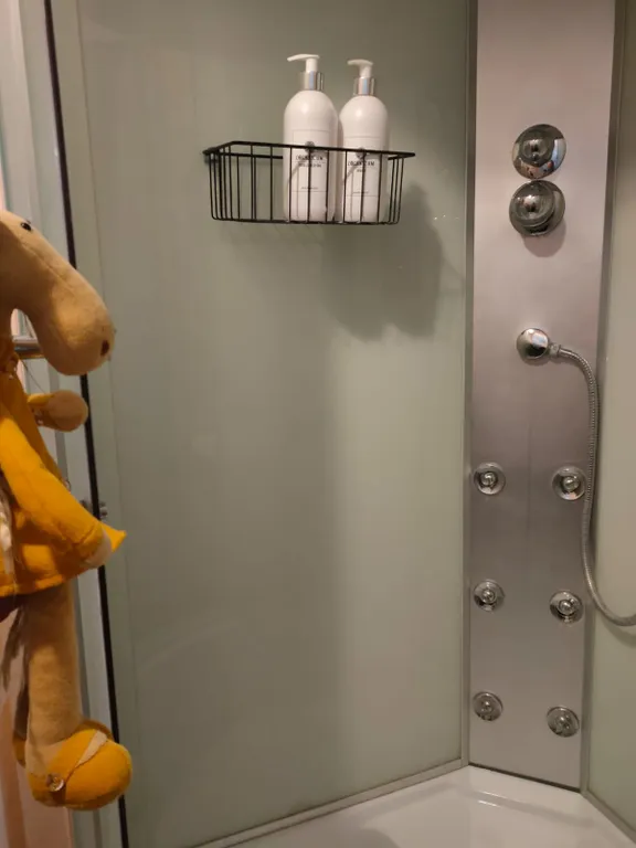 Уютная дача "Дом на дереве" в черте города