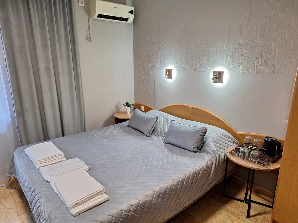 Квартира Квартира Комфорт плюс с террасой четырёхместный номер двуспальной кроватью — Геленджик