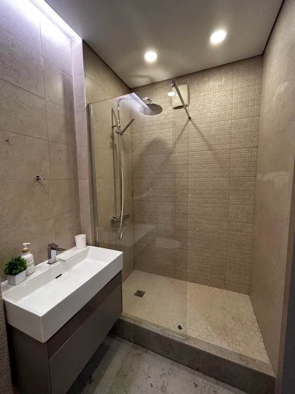 Квартира Апартаменты с дизайнерской отделкой с видом на Енисей — Красноярск