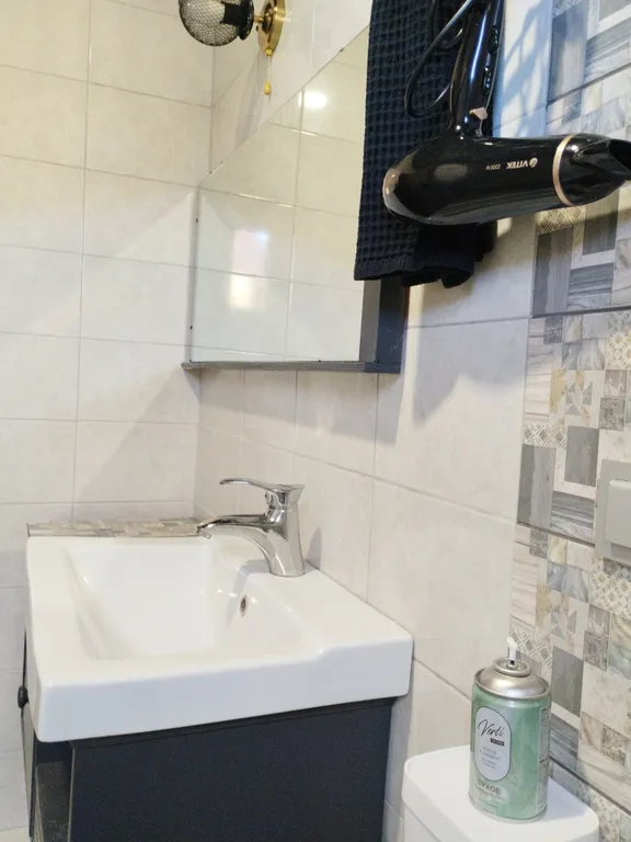 Комфортный домик с парковкой во дворе и террасой на въезде в Брест