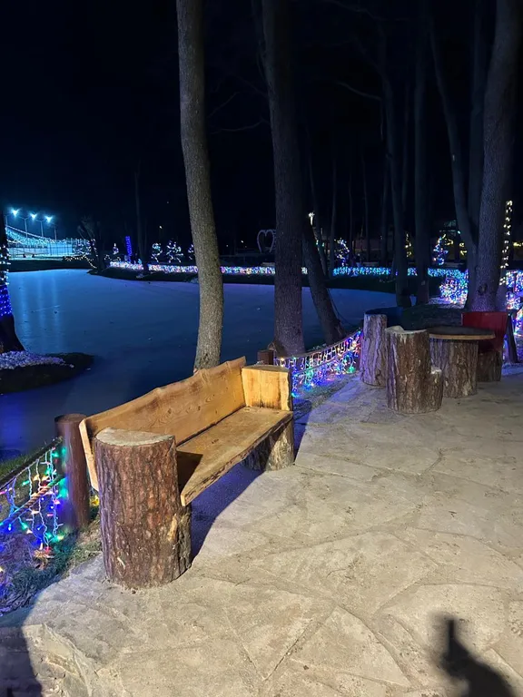 Уютный домик рядом с речкой