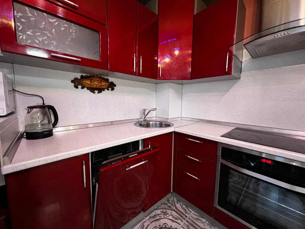 Отличная 2-я квартира в центре