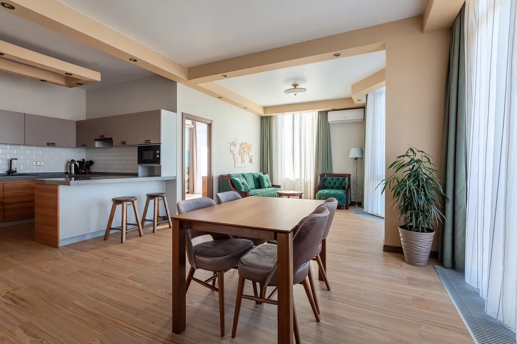 Квартира в центре с видом на море