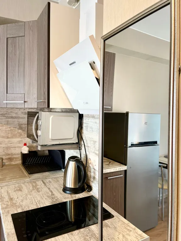 Уютная студия c великoлeпным видoм