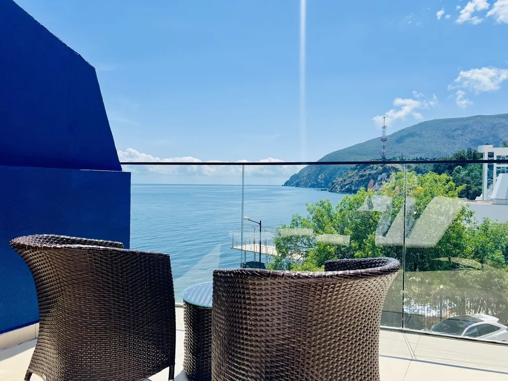 Уютная студия на первой линии моря