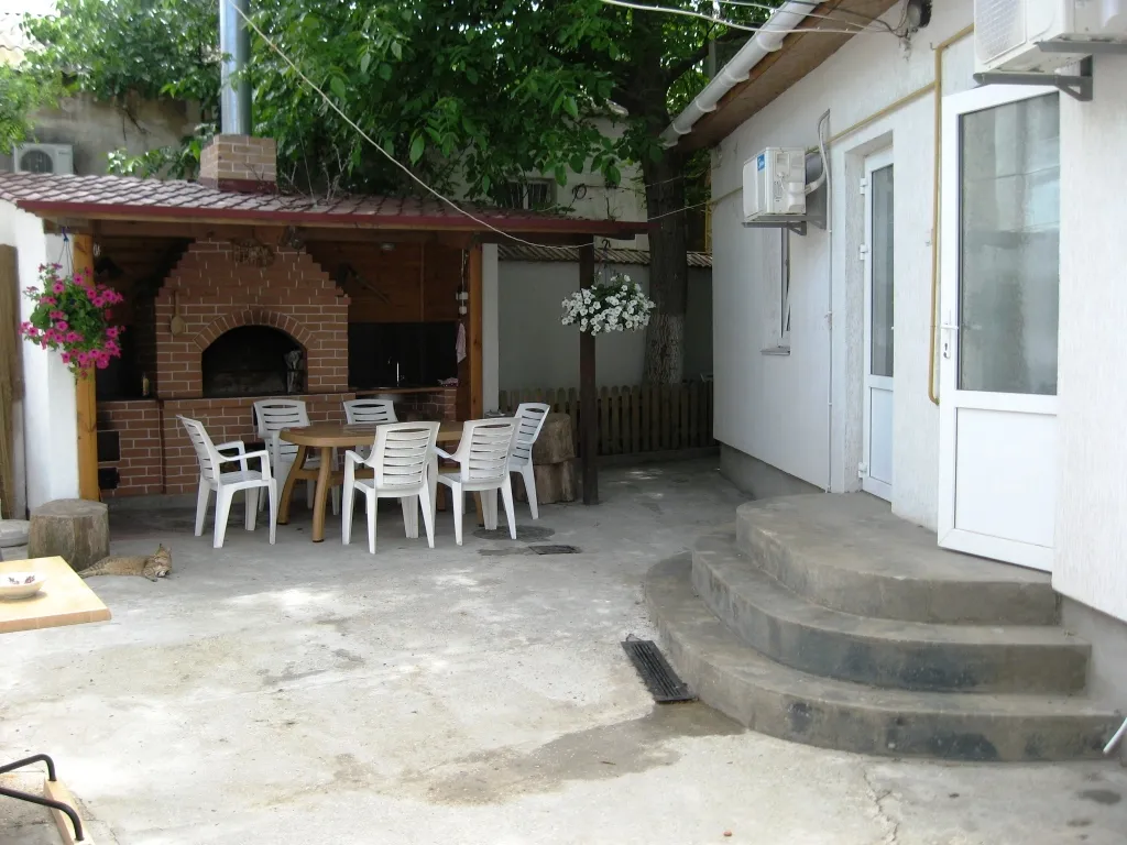 Трехкомнатный домик в частном домовладении