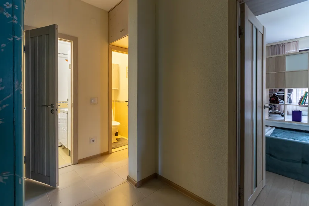 Двухкомнатная квартира с подиумами