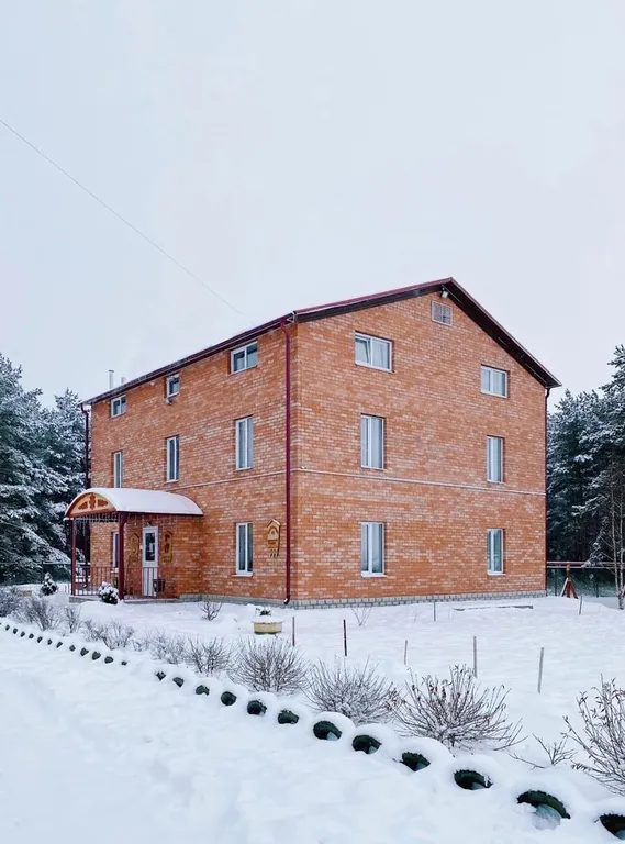 Гостевой дом для большой компании на берегу озера