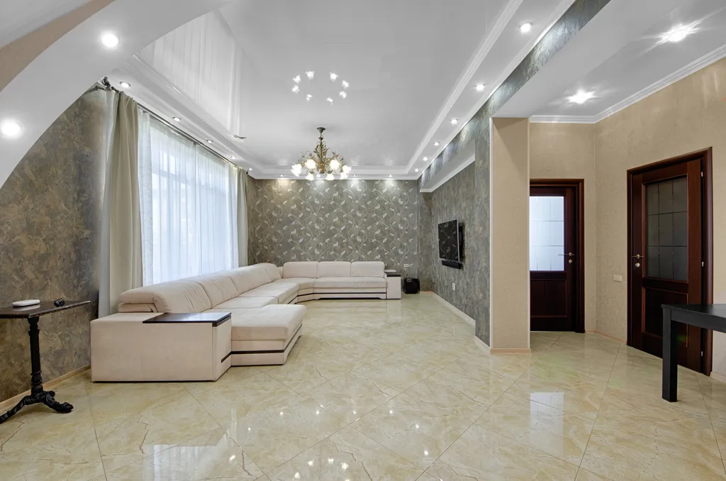 Дом с бассейном