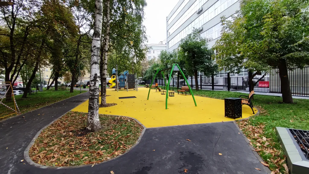 В самом центре Москвы у метро. Для большой семьи и не только.