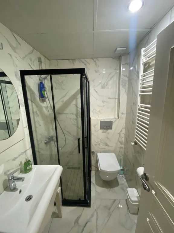 Отличное расположение в коньяалты Алтынкум 60 метров до моря