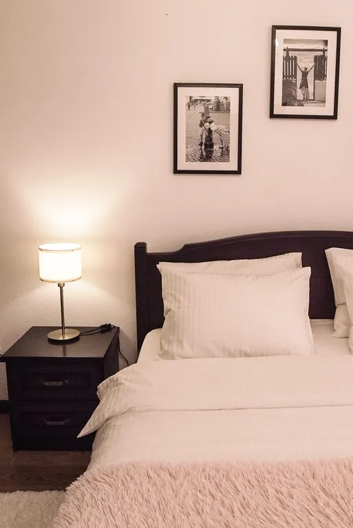 Двухэтажный дом с видом на горы