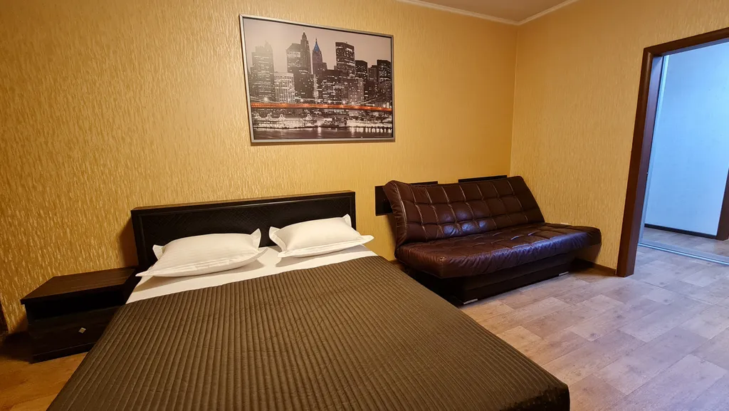 Просторная комфортабельная 2-комнатная квартира в многоэтажном доме