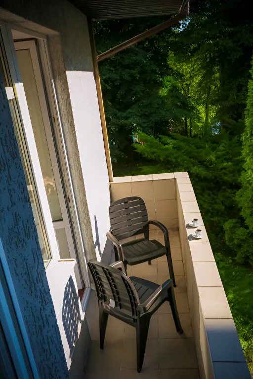 Тихие уютные апартаменты на склоне у озера