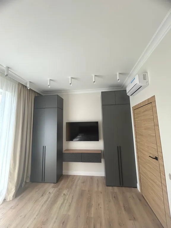 Коттедж Уютный дом с бассейном — Барановка