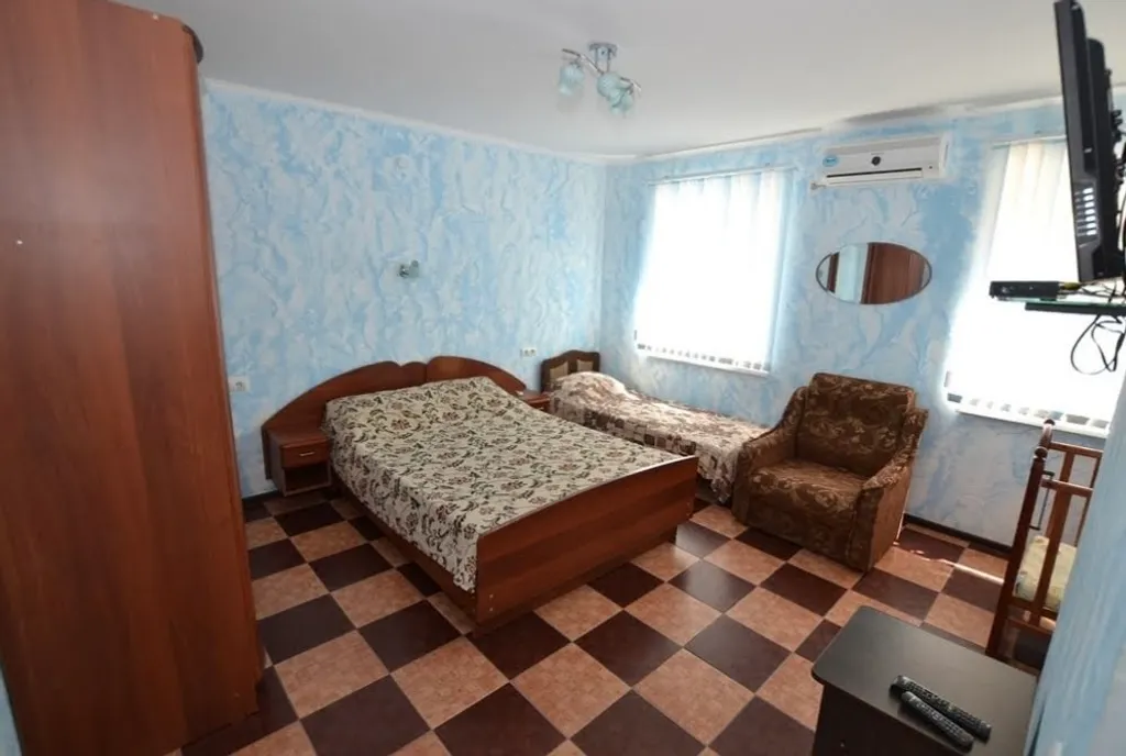 Однокомнатная квартира на первом этаже #2 — аренда посуточно в Голубицкая