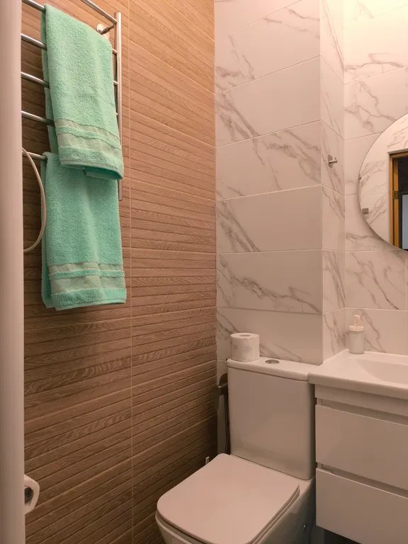 Квартира с балконом и видом на горы