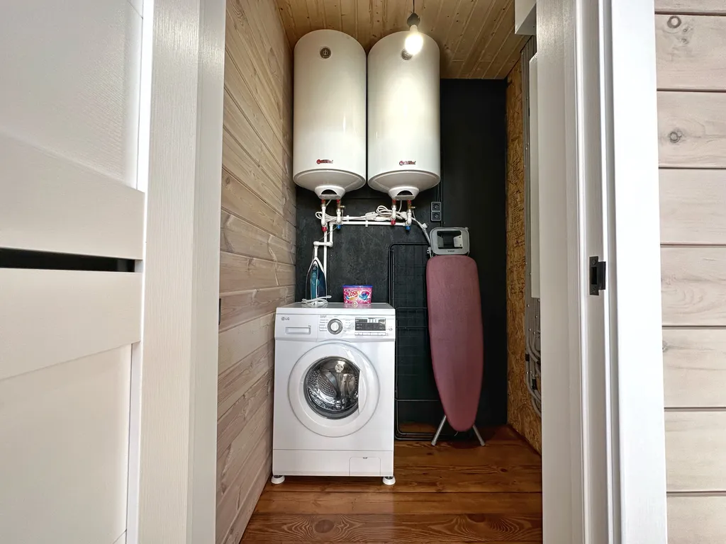 Шале с видом на бухту и вулкан