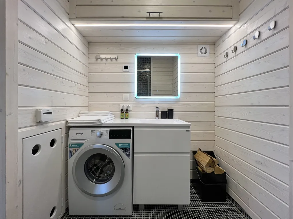 Дом-студия с сауной на озере