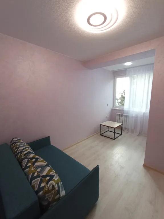 Уютная двухкомнатная квартира с видом на море и горы