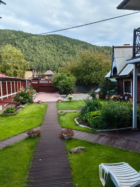 Семейный домик Лаки Хаус поселок Листвянка