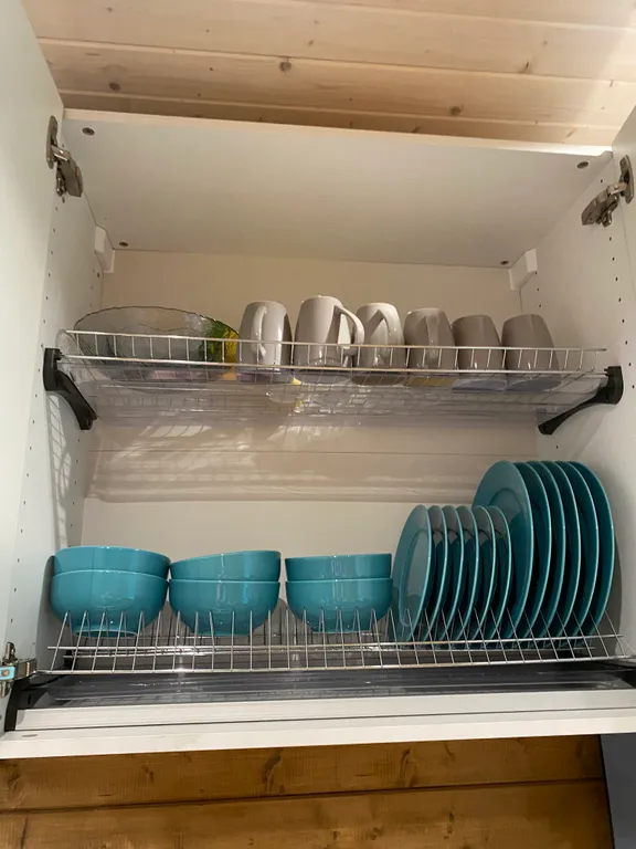 Дом у реки со своим мостком