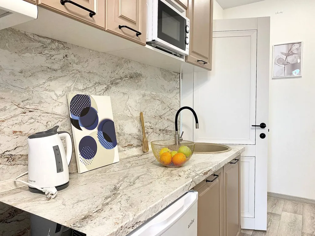 Поделам уютная квартира у арены Трактор