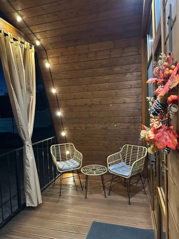 Коттедж Коттедж Уютное шале с 1 спальней + гостиная с кухней и ванной комнатой — Мезмай