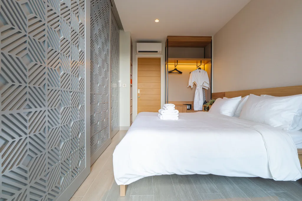 Laguna Lakeside residences apartment 1405