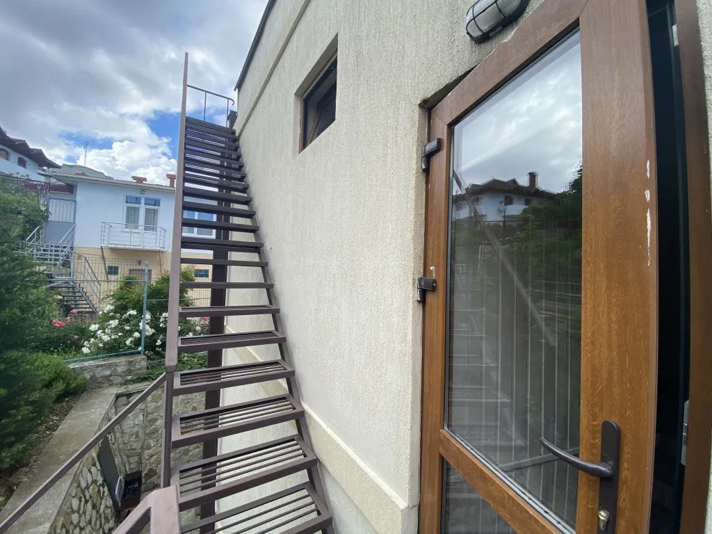 Аренда дома в Ялте возле Ялта интурист