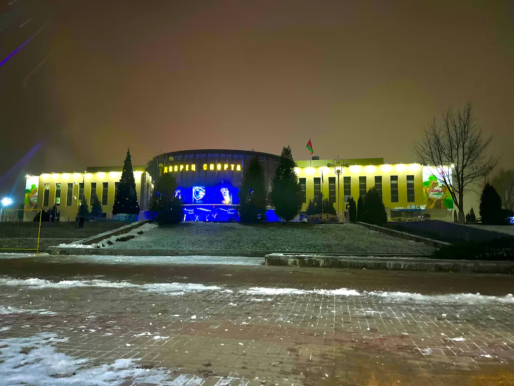 Новая квартира возле двух торговых центров