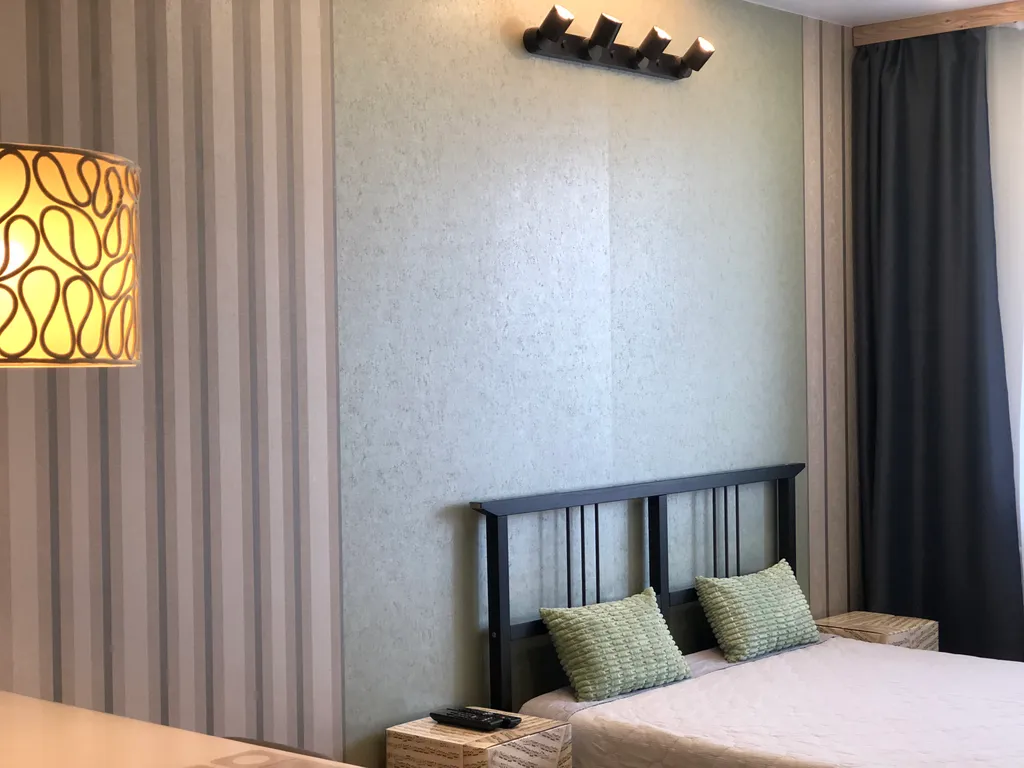 Студия возле ТЦ Изумрудный город