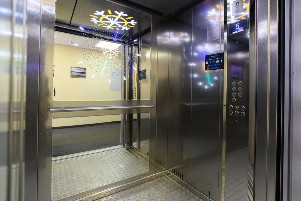 Апартамент на "5" (студия+спальня) № 505 с видом на трассы и долину