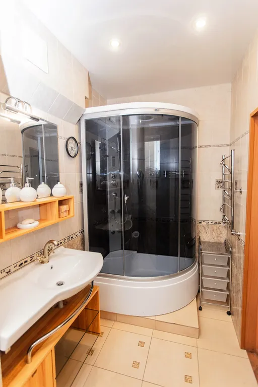 Большая 2-х комнатная квартира в самом центре твери