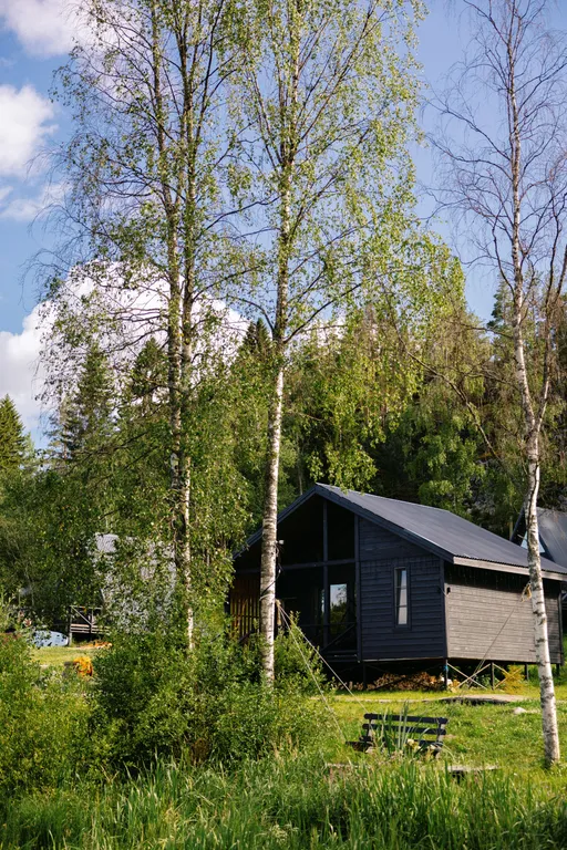 Дом с видом на озеро рядом с Ладожскими шхерами