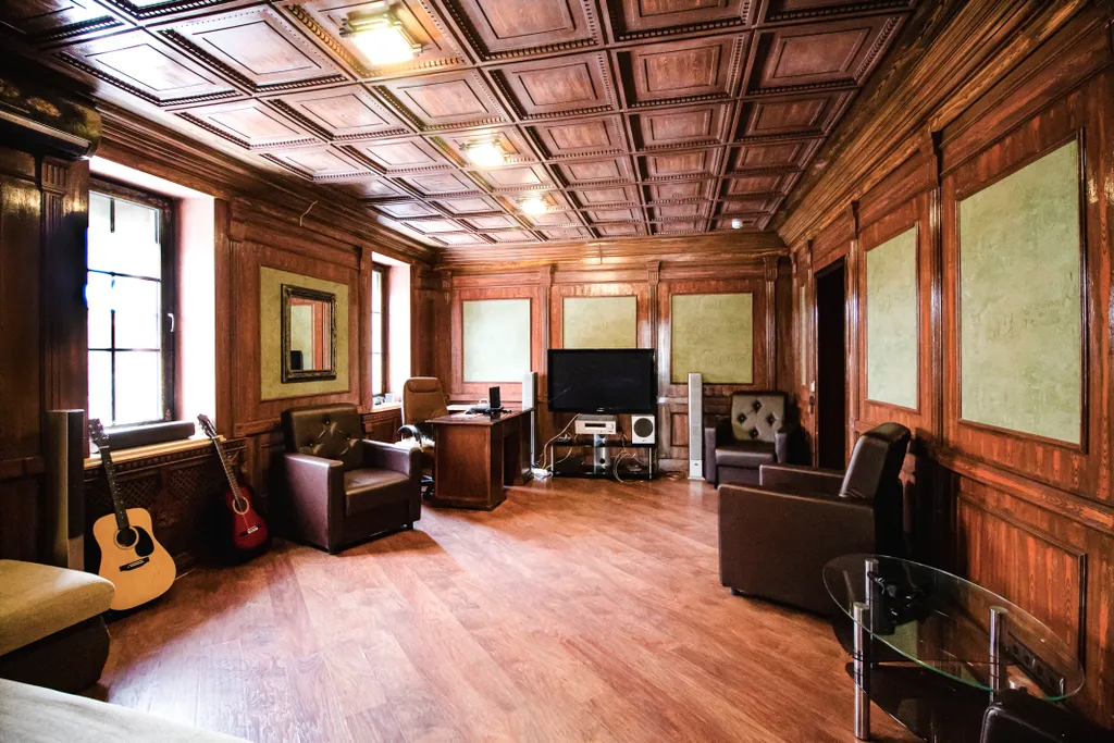 Шикарный дом с сауной, бассейном, караоке