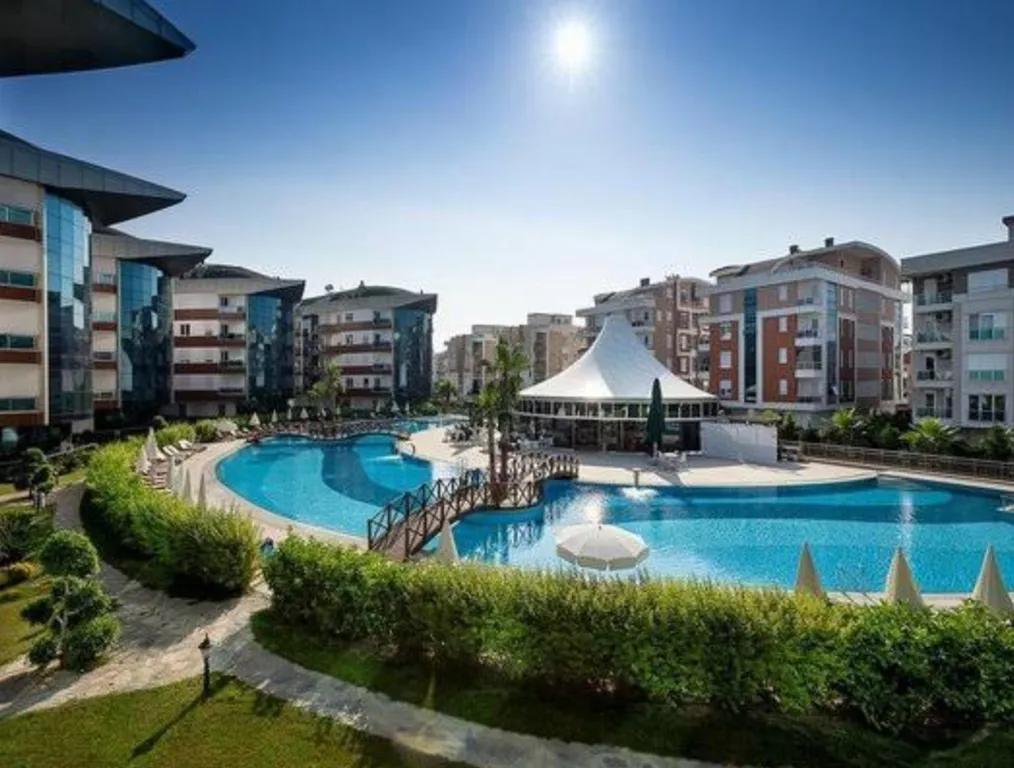 Роскошная квартира с новым ремонтом в комплексе Onkel Residence — аренда посуточно в Анталья