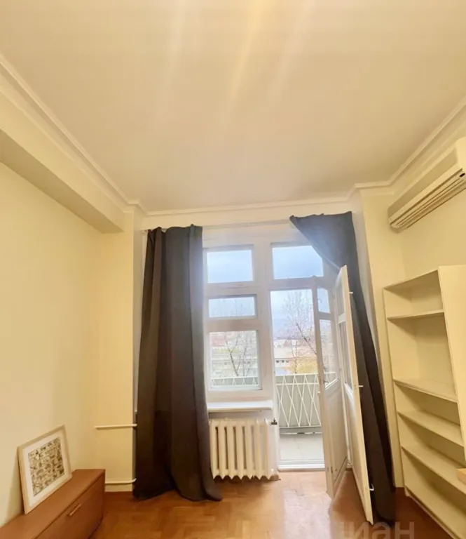 Квартира Комната в центре у метро — Москва