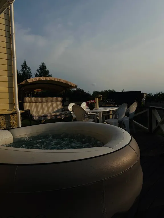 Коттедж с видом на озеро