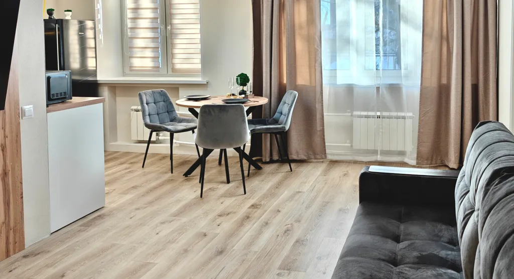 Двухкомнатная квартира с новым ремонтом в самом центре города