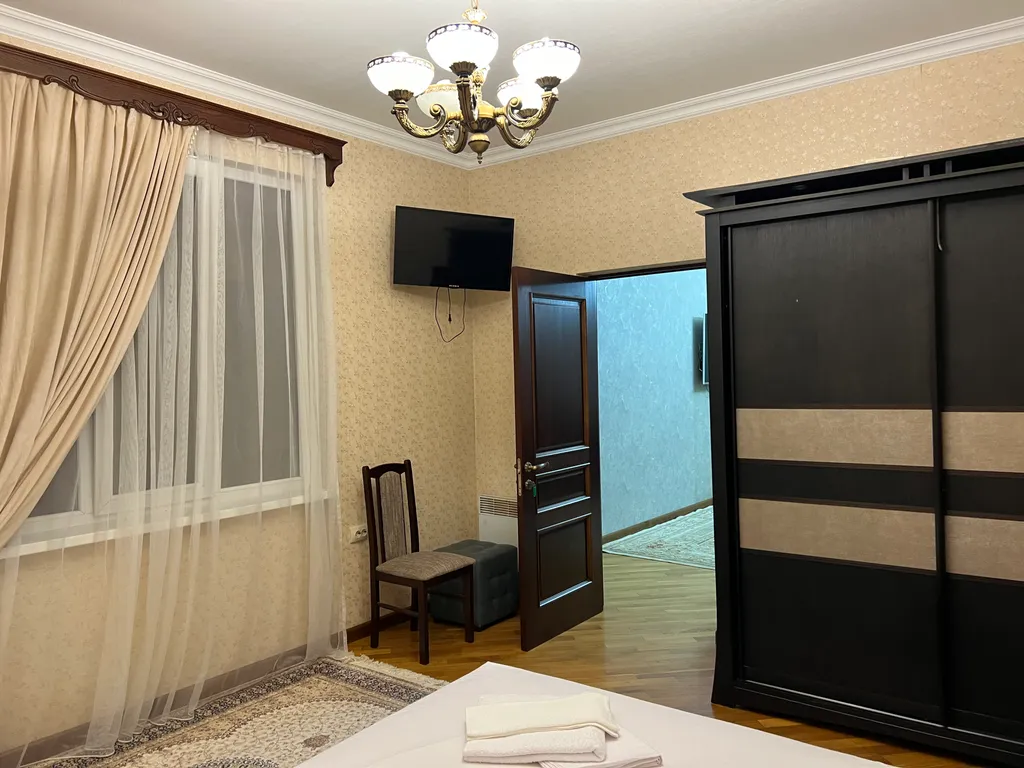 4-комнатная Квартира