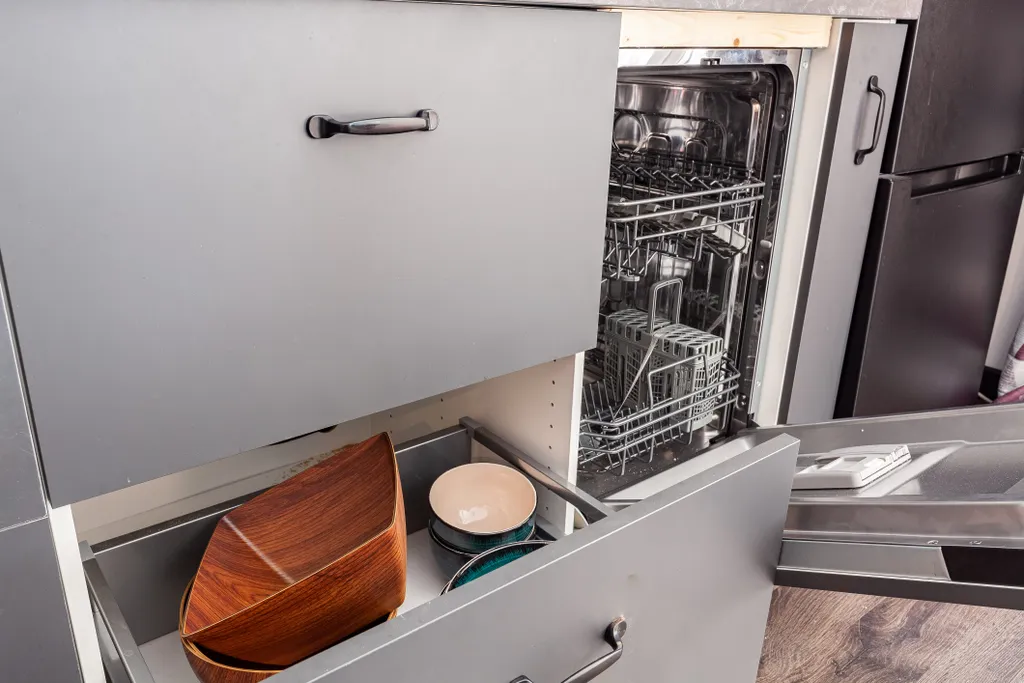 Атмосферный дом с баней в лесу